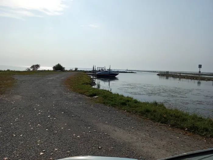 Charity Island Landing and RV Park 2