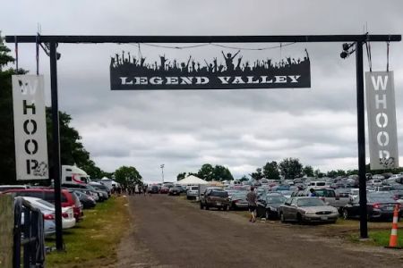 Legend Valley Public Entrance
