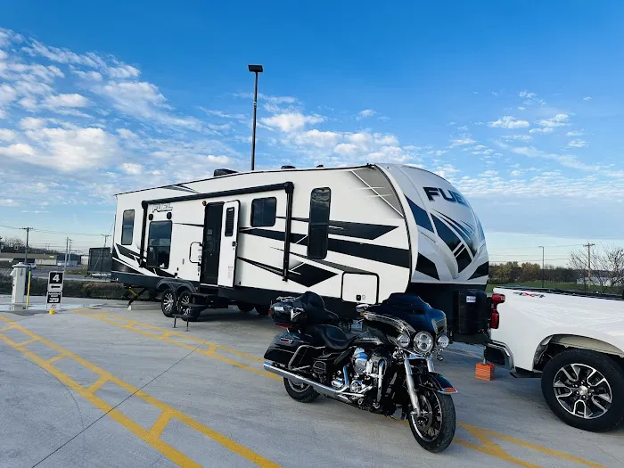 Love's RV Hookup 8