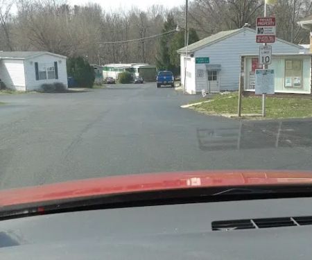 Rex Hill Mobile Home Park home for sale