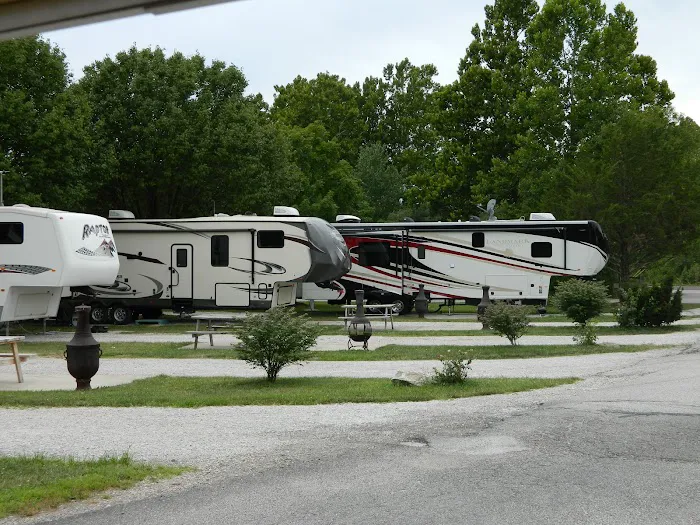 Cottonwoods RV Park 3