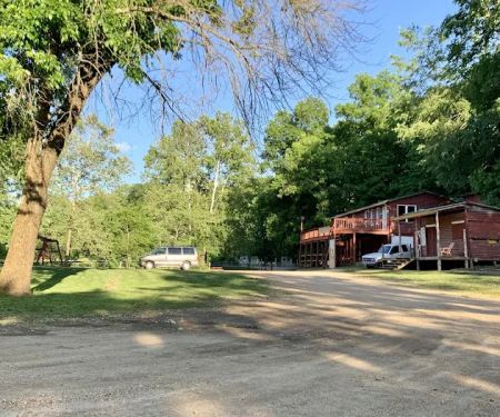 Garrisons River Resort