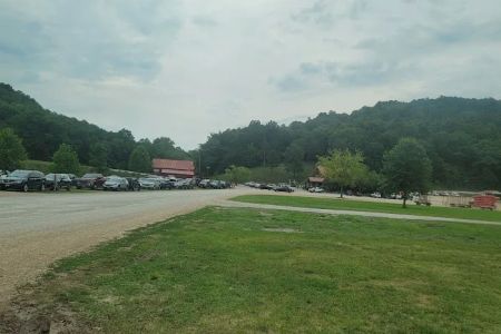 Huzzah Valley Resort