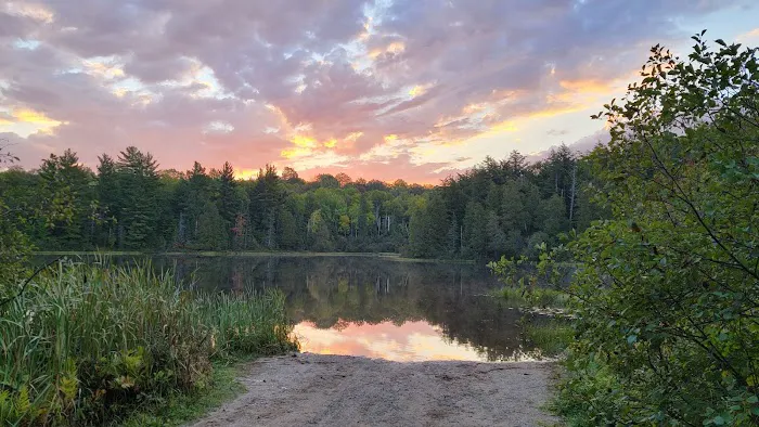 Little Beaver Lake Campground Trailhead 3