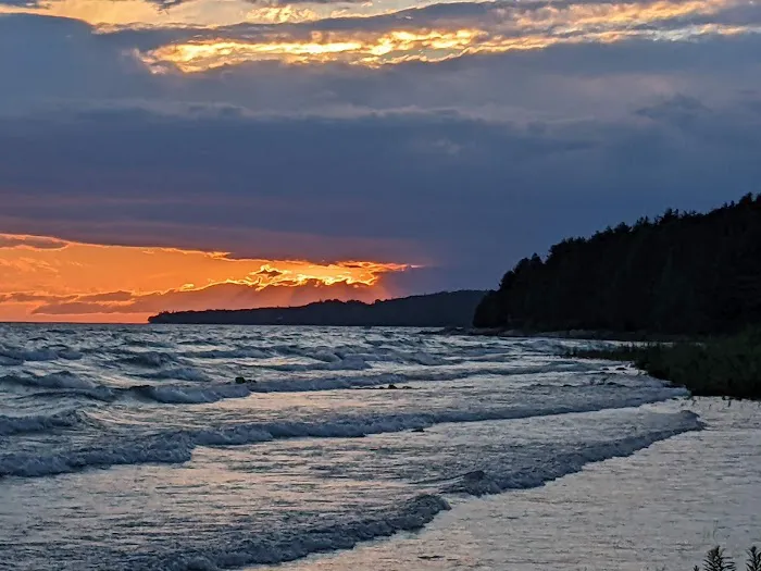 Lakeshore RV Campground 8