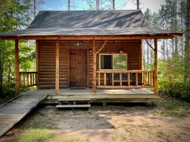 Rustic Rafters Cabins & Camping 6