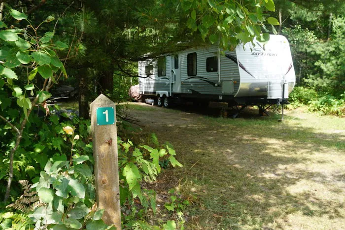 Rustic Rafters Cabins & Camping 10