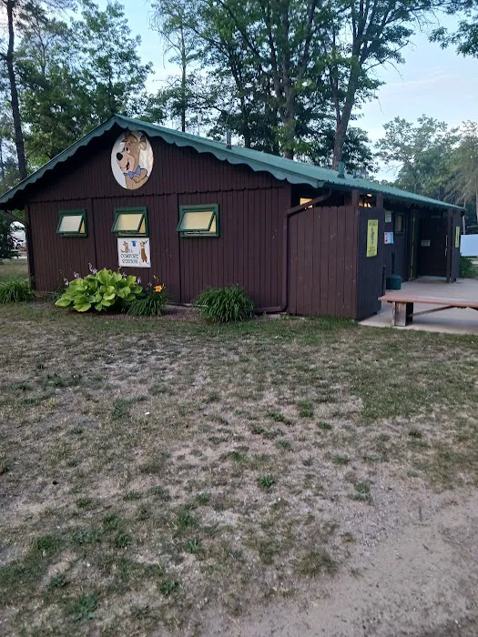Jellystone Park™ Grayling 7