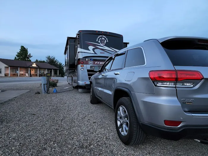 Scenic Hills RV Park 4