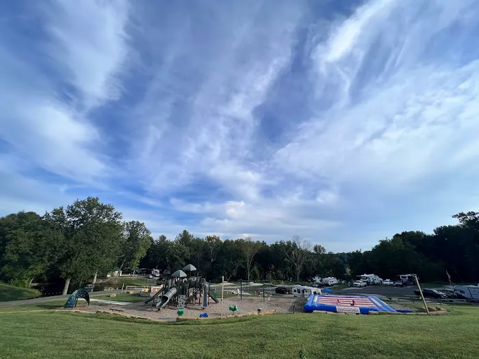 Campbell Cove Campground by Lake Logan in the Hocking Hills 5