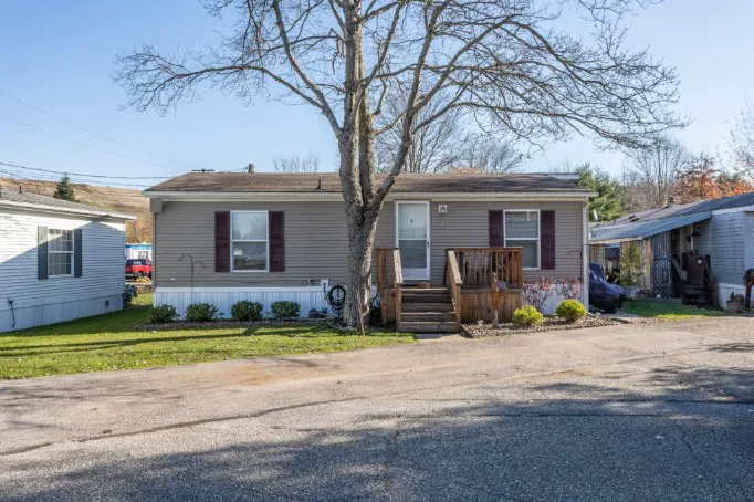 Glenwillow Mobile Home Park 4