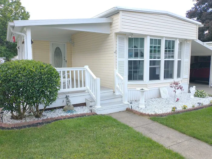 The Willows and Western Reserve Manufactured Homes Community 3