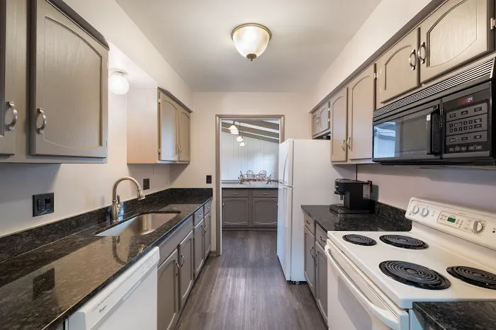 Carriage Way 10