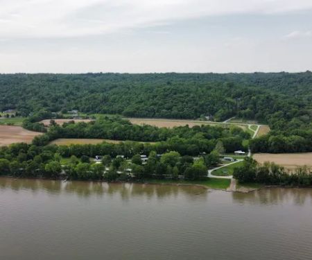 Good Vibes Riverside Campground