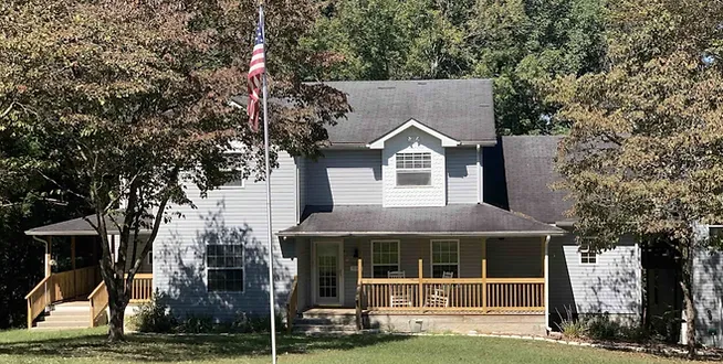 Barefoot Republic Camp & Retreat Center 6