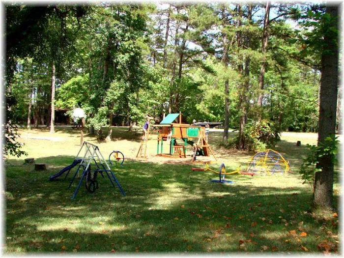 LBL Whispering Pines Campground & Cabins 6