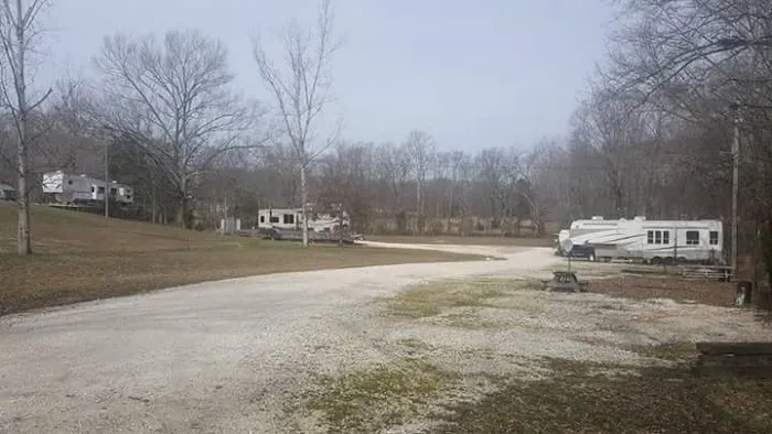Blackhawk hill cabin rental & campground 3