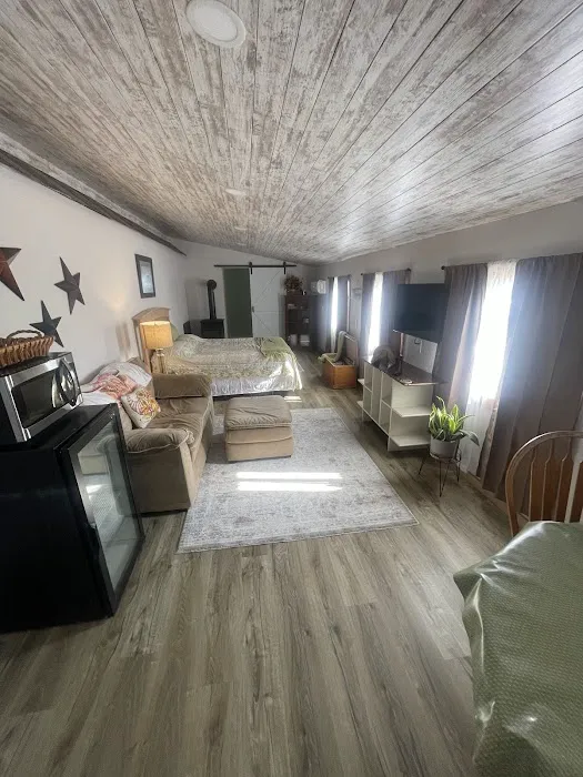 Ozark crossing Rv park and cabin 2