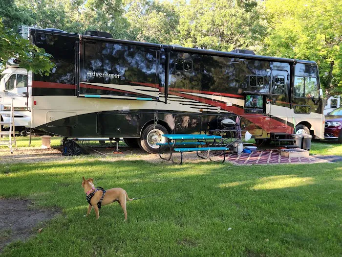 Two Creeks Campground 3