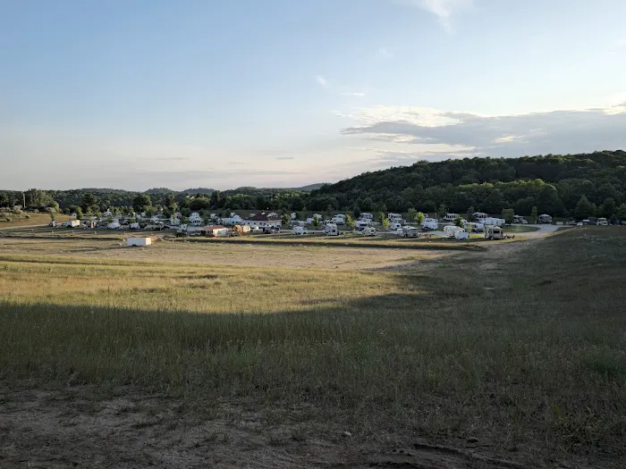 Frankfort Crystal Lake RV Resort 3