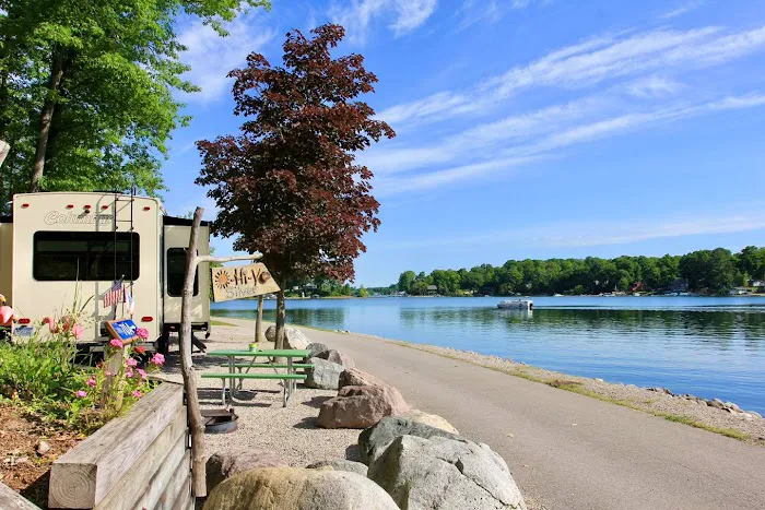 Holiday RV Park & Campground 6