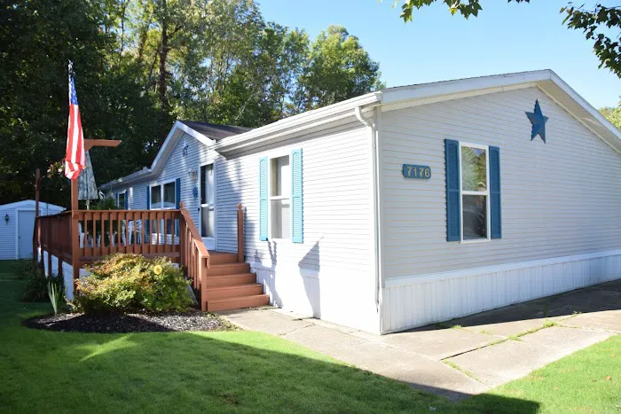 Birchwood Manor Manufactured Home Community 7