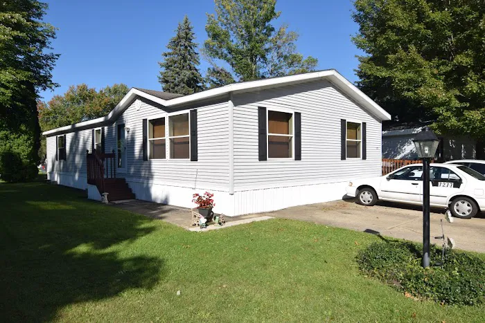 Birchwood Manor Manufactured Home Community 3
