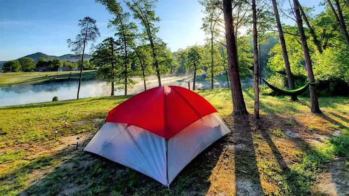 Callies Lake And Campground in Red River Gorge 7
