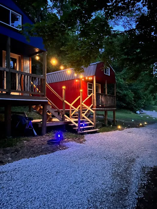 Fireglow Forest Riverside Cabin Rentals 7