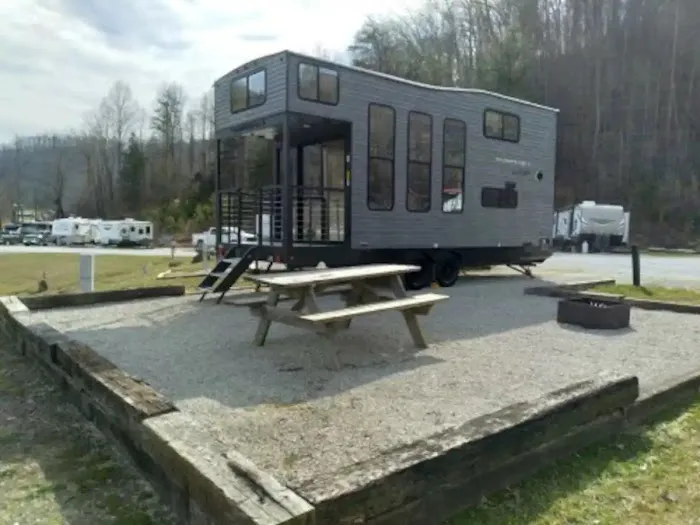 4 Guys RV Park at the Gorge 9