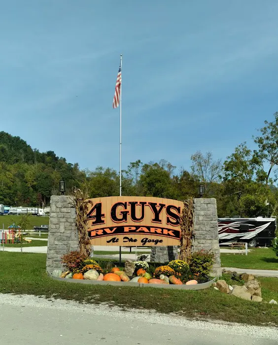 4 Guys RV Park at the Gorge 6