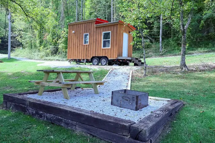 4 Guys RV Park at the Gorge 3