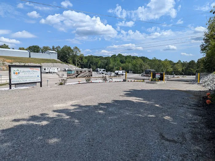 LAKESIDE OASIS RV PARK 6