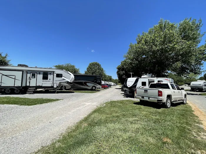 Dad's Bluegrass Campground 2