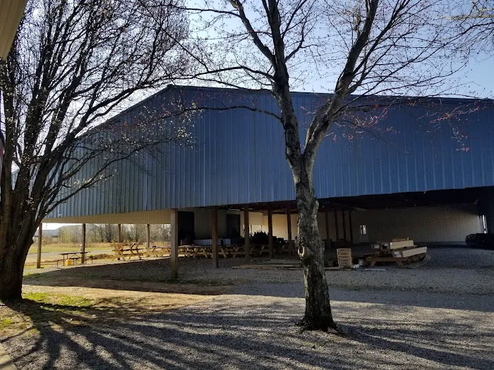 Dad's Bluegrass Campground 10