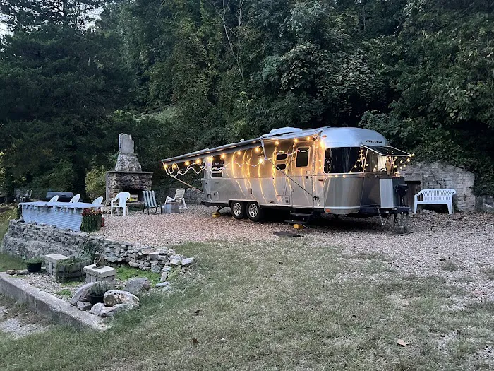 Cedar Mere Riverside 8