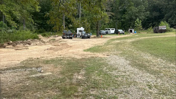 Rhett’s Rv Parking And Storage 7