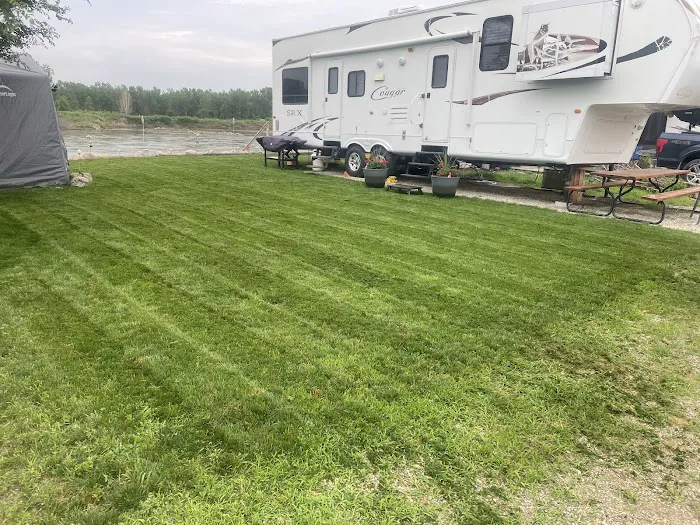 Rock Bluff RV Camping 9