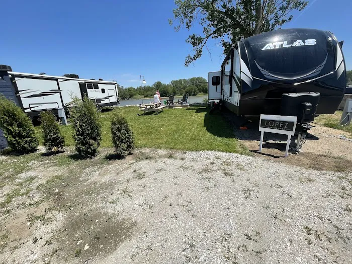Rock Bluff RV Camping 10