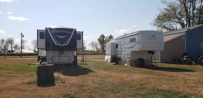 Mike's RV Park 7
