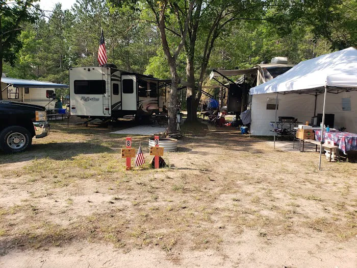 Hankerd's Horseshoe Lake Campground 8