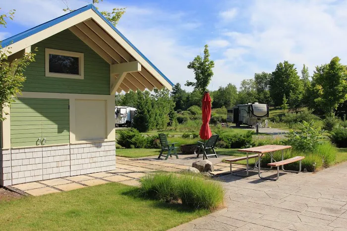Indigo Bluffs RV Park & Resort 6
