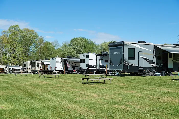 Atwood Lake Country Campground 6