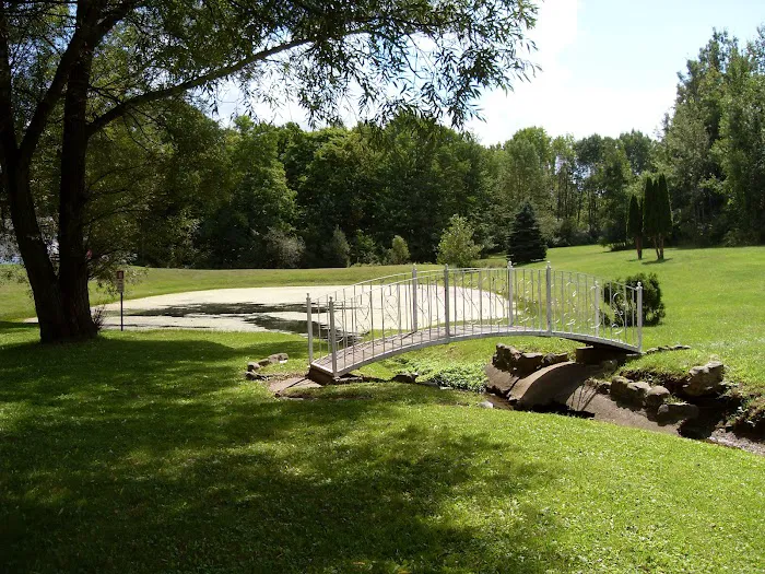 Maple Del Manor 7