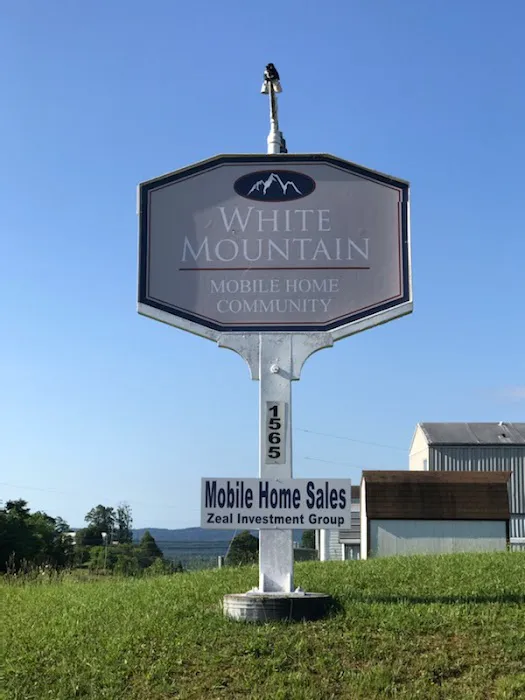 White Mountain Mobile Home Community 6