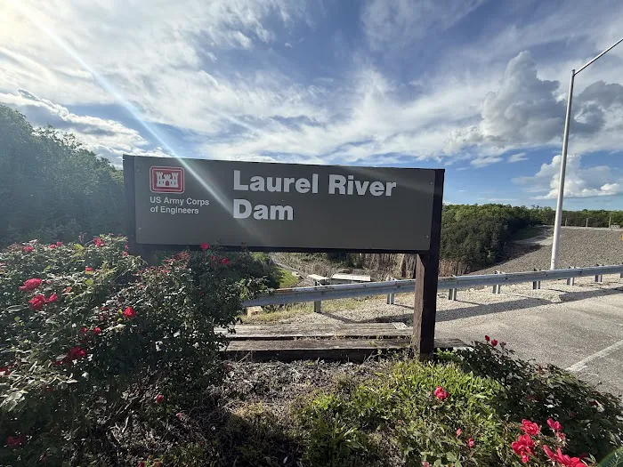 U.S. Army Corps of Engineers Laurel River Lake Picnic Area 6