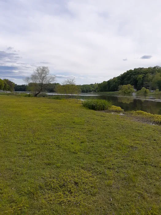 U.S. Army Corps of Engineers Laurel River Lake Picnic Area 4