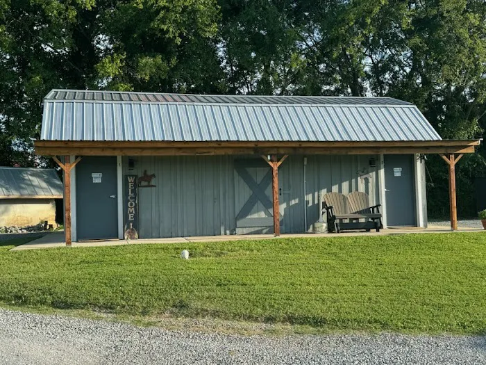 Circle L Campsites & Stables 4