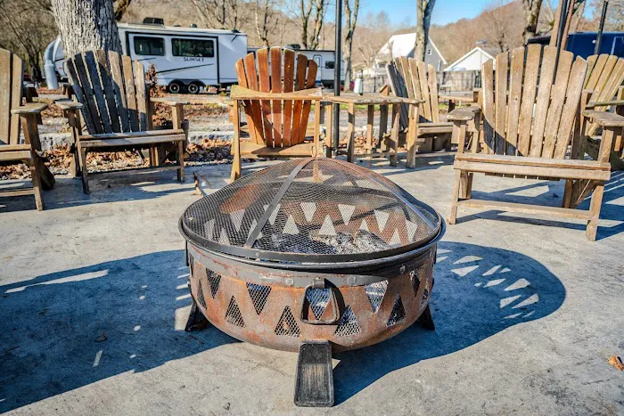Made in the Shade RV Park 4