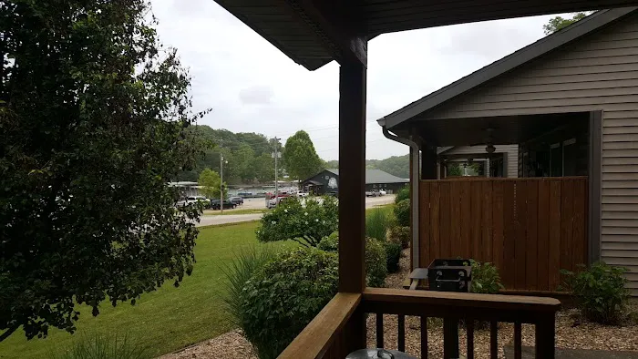 Papa Chubby's Lakeside Resort 4